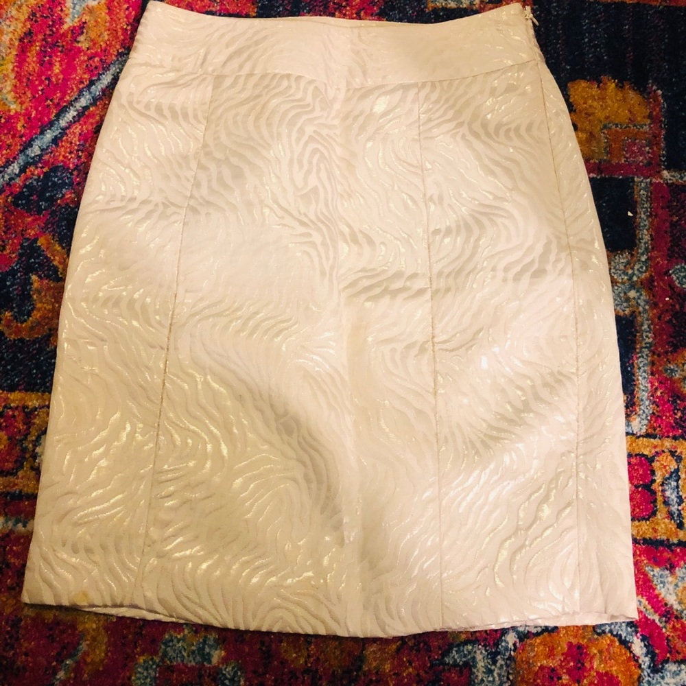 Cream animal pattern LOFT skirt